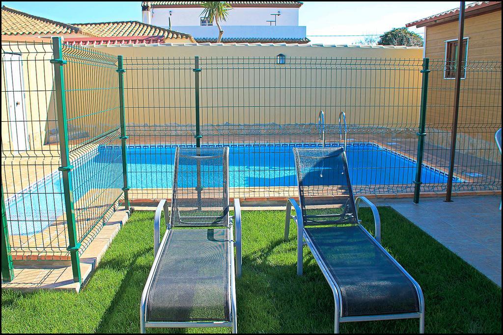 Bungalow Curro Pareja con piscina privada Conil De La Frontera Exterior foto