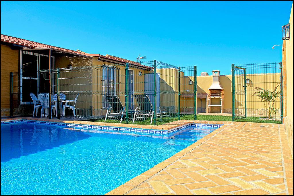 Bungalow Curro Pareja con piscina privada Conil De La Frontera Exterior foto